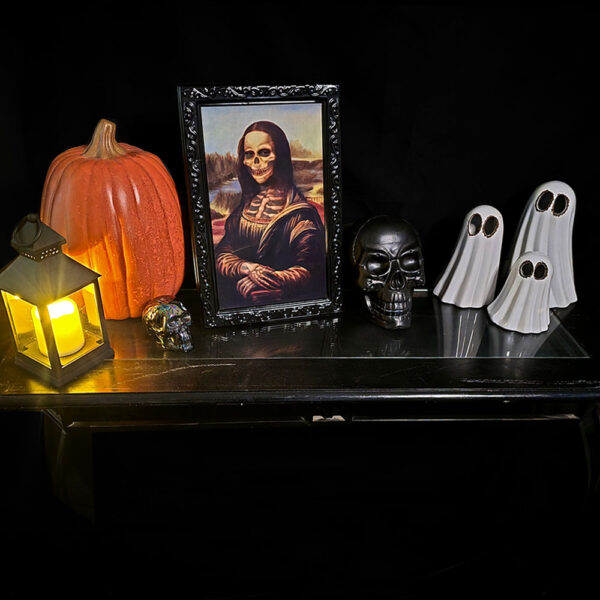 Mona Lisa 3D Changing Halloween Portrait - Image 2